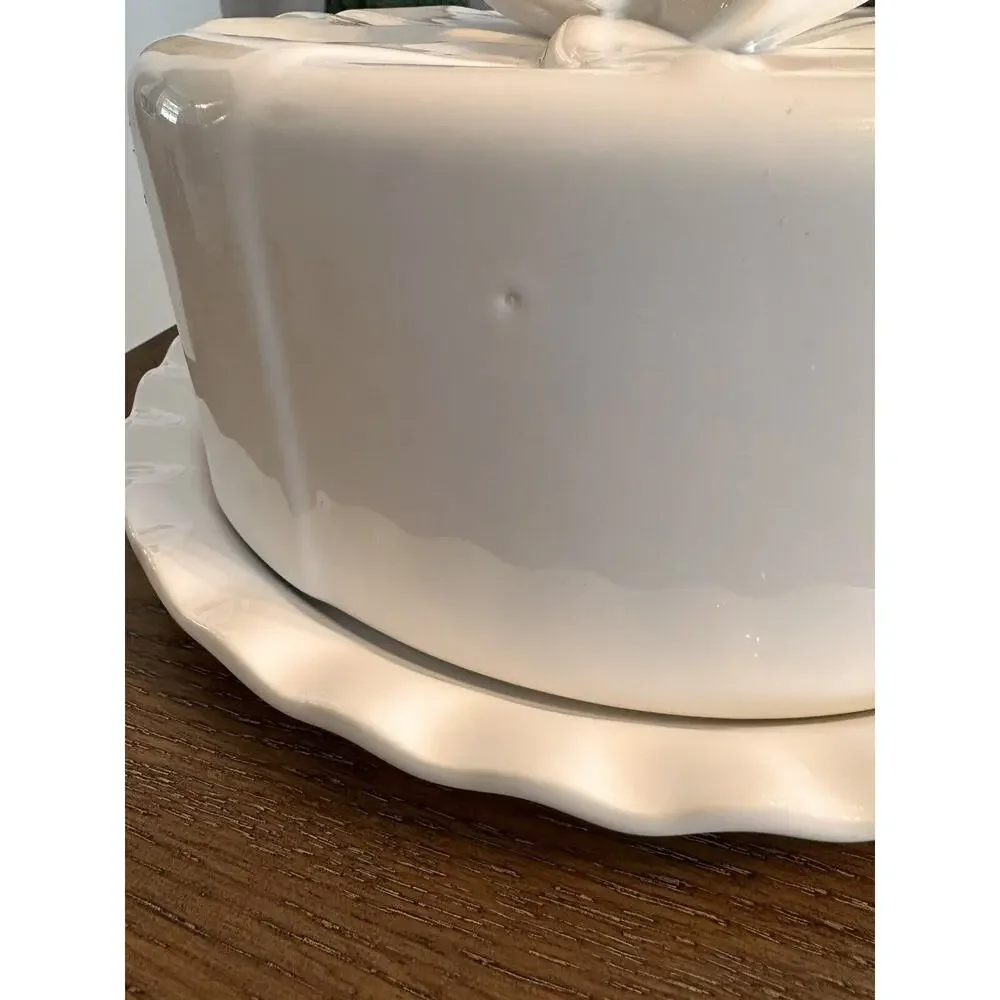 NEW Cake Keeper 12” White Ribbon Design Handmade Destinos Portugal